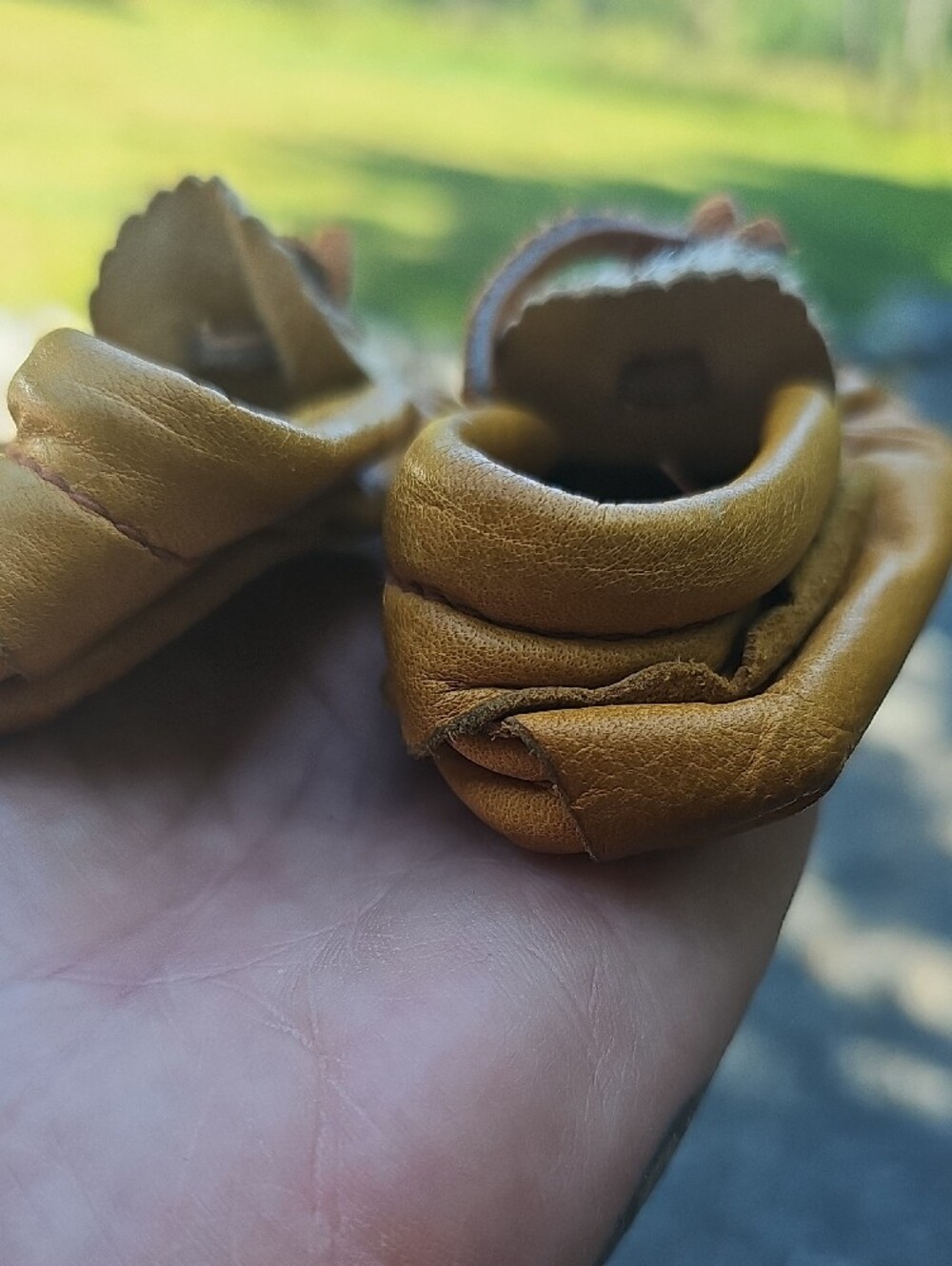 Vintage Leather Baby Moccasins in Tan - Made In Canada - Picture 6 of 8
